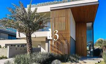 Imagem 3: Alphaville 5 suítes atemporal