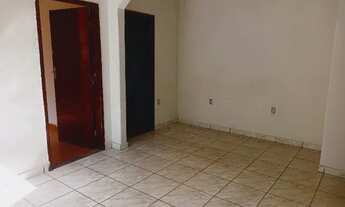 Imagem 2: Chácara com mina de água