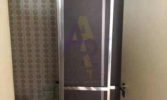 Imagem 5: Apartamento com sala e dormitório espaçosos. Com 1 vaga de garagem em ótima localização em