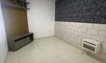 Imagem 4: Casa à venda, com ponto comercial na frente