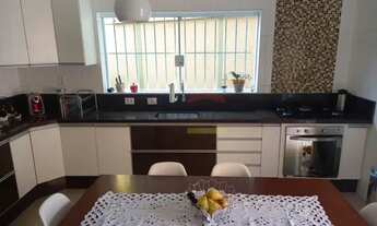 Imagem 5: SOBRADO LAUZANE PAULISTA COM PISCINA- 3 DORMITÓRIOS , 6 VAGAS - 250m