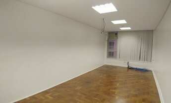 Imagem: Conjunto em ótimo estado com 03 salas