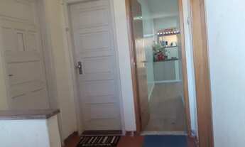 Imagem 6: Linda casa à venda, bem localizada, em Niterói/Engenhoca. Ônibus na porta