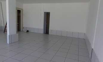 Imagem 3: Ponto comercial/Loja/Box para aluguel com 61 metros quadrados em Aquarius (Tamoios) - Cabo
