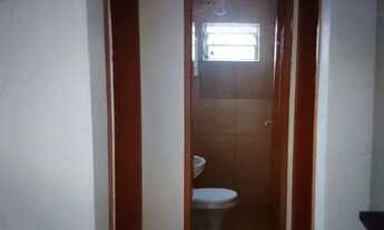 Imagem: Apartamento no térreo de 2 quartos na quadra