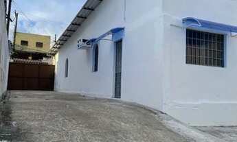 Imagem 2: Alugo imóvel com 2 quartos no Japiim 2, próx Seduc