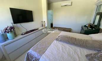 Imagem 3: Excelente casa com 4 suítes para locação no Bairro Jardim das Palmeiras