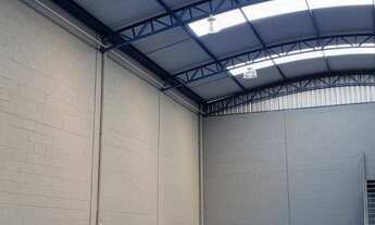 Imagem 3: Galpão/Depósito/Armazém / com 01 Doca tem 290 m2 área de terreno