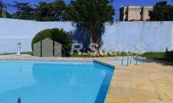 Imagem 2: Casa com 4 quartos na Taquara. Rua Adalgisa Neri