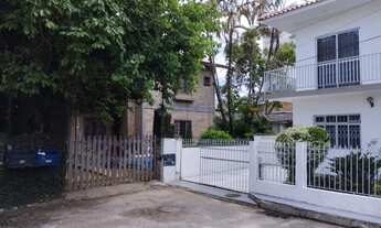 Imagem 2: FLORIANóPOLIS - Casa Padrão - Trindade
