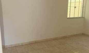 Imagem 3: R- CASA RECÉM REFORMADA NA RIBEIRA