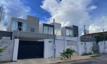 Imagem: Vendo um lindo sobrado recém construído