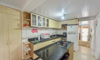 Imagem 2: Casa Residencial para Venda no Sítio Cercado em Curitiba, 110 m²