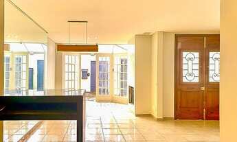 Imagem 2: CHARMOSA CASA NO JARDIM EUROPA