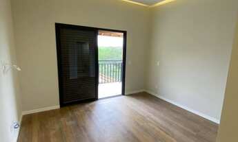 Imagem 5: Casa de condomínio para venda tem 203 metros quadrados com 3 quartos sendo um suíte Salto