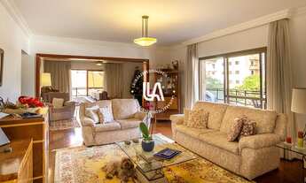 Imagem 6: Clássico é eterno!! Imponente e super bem localizado, esse prédio oferece tudo de bom que