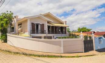 Imagem: Belíssima Casa no Itaguaçú