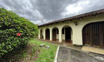 Imagem 5: CASA COMERCIAL CENTRAL COM LINDO TERRENO!!!