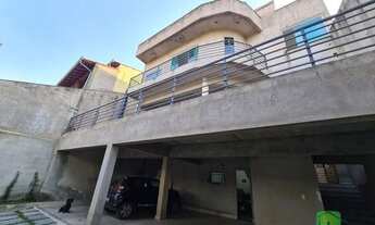 Imagem 3: Casa com 4 dormitórios à venda em Contagem