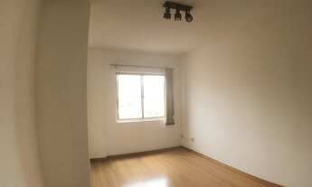 Imagem 2: Apartamento para aluguel tem 67 metros quadrados com 2 quartos em Aclimação - São Paulo