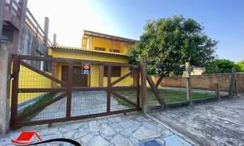 Imagem 2: LINDA CASA AMPLA NA PRAIA ! PERTO DO MAR DE TRAMANDAÍ! ÓTIMA LOCALIZAÇÃO NO BAIRRO JARDIM