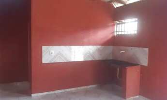 Imagem 6: Aluga-se Apartamento por 500$ com quarto, área de cozinha e banheiro