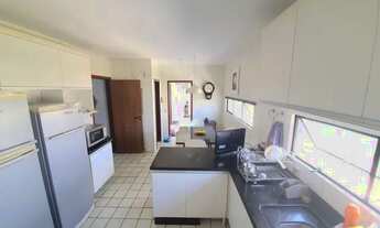 Imagem 2: Ótimo apartamento com 240m², 4 quartos, 3 amplas suítes sendo 1 master com closet e hidro