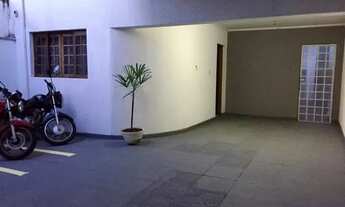 Imagem 4: Quarto individual e mobiliado