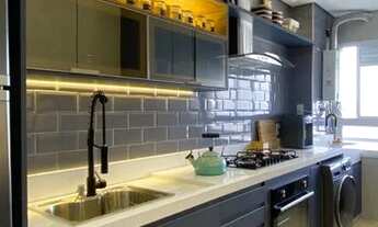 Imagem 6: Apto recém reformado , mobiliado e decorado com 2 dormitórios em Barueri -SP