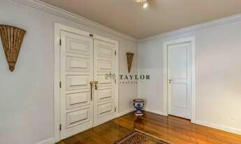 Imagem 2: Linda casa com 4 drm.,piscina,7vagas