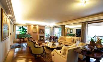 Imagem 2: Na Praça Pereira Coutinho - 387úteis - andar alto - 4 suítes - 5 garagens - impecável