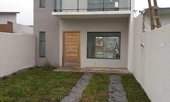 Imagem 2: Sobrado com piscina em Matinhosa venda