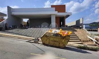 Imagem 2: Casa térrea à venda no Condomínio Recanto das Palmas em Vinhedo/SP