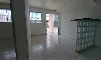 Imagem 2: OPORTUNIDADE- CASA 2/4 EM CONDOMÍNIO