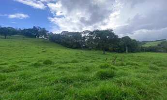 Imagem 4: LP - Vendo terreno próximo à cachoeira