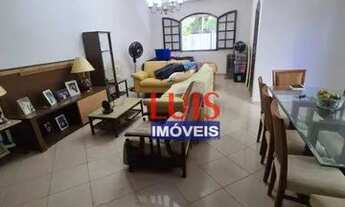 Imagem 4: Casa com 3 dormitórios à venda, 218 m² por R$ 720.000,00 - Piratininga - Niterói/RJ