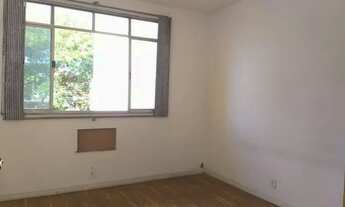 Imagem 7: Espaçoso sobrado na Penha: Aluguel de casa com 3 quartos e dependência. Conforto e pratici