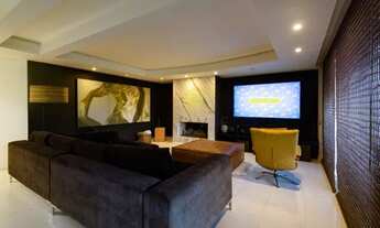 Imagem 2: Casa de altíssimo padrão, mobiliada, em condomínio fechado, com 04 quartos e 03 vagas de g