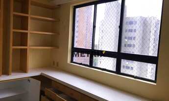 Imagem 2: Apartamento com 3 dormitórios à venda, 198 m² por R$ 750.000,00 - Meireles - Fortaleza/CE