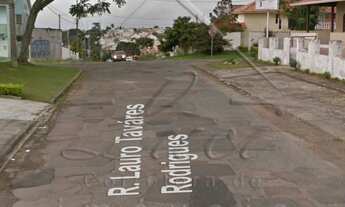 Imagem 3: CASA RESIDENCIAL com 3 dormitórios à venda com 200m² por R$ 800.000,00 no bairro Xaxim - C