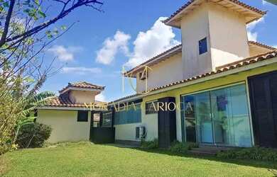 Imagem 3: Casa à venda e locação anual com 5 quartos dentro de Condomínio em Manguinhos Búzios Pé na