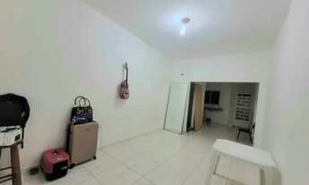 Imagem 3: Kitnet - Grande Casa em condomínio com 1 banheiro