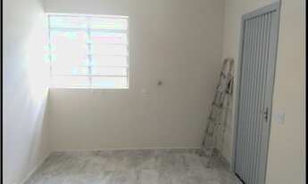 Imagem 4: Sobrado comercial ou residencial, 2 dormitórios, dep. empregada, 2 vagas no Centro de Guar