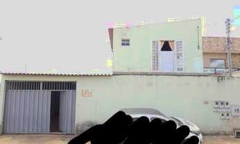 Imagem: À venda Lote com Encantadoras Casas