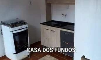 Imagem 7: Vende se duas casas!!! Uma na frente e outras nos fundos!