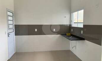 Imagem 6: Casa geminada disponível para venda no Bairro Estoril em Taubaté - SP