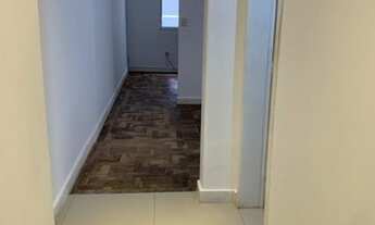 Imagem 3: APARTAMENTO 2 DORMITORIO FRENTE PÇA JULIO CASTILHOS