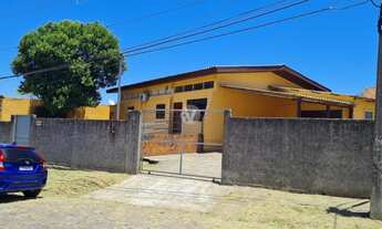 Imagem 2: Excelente casa de esquina de 5 dormitórios , 4 banheiros, garagem fechada para 2 carros