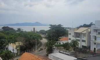 Imagem 3: Quarto grande com cama Queen