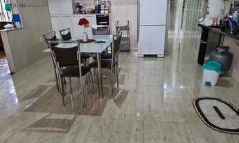 Imagem 2: Oportunidade : Casa na cidade nova com 210 m²